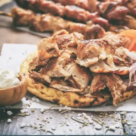 171.  Große Schale Dönerﬂeisch